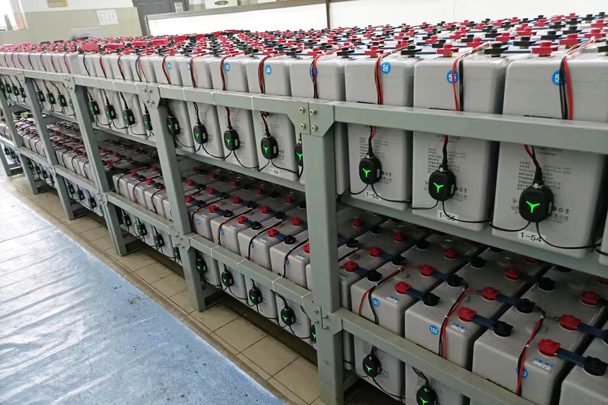 在線(xiàn)式UPS電源常見(jiàn)故障及解決方法